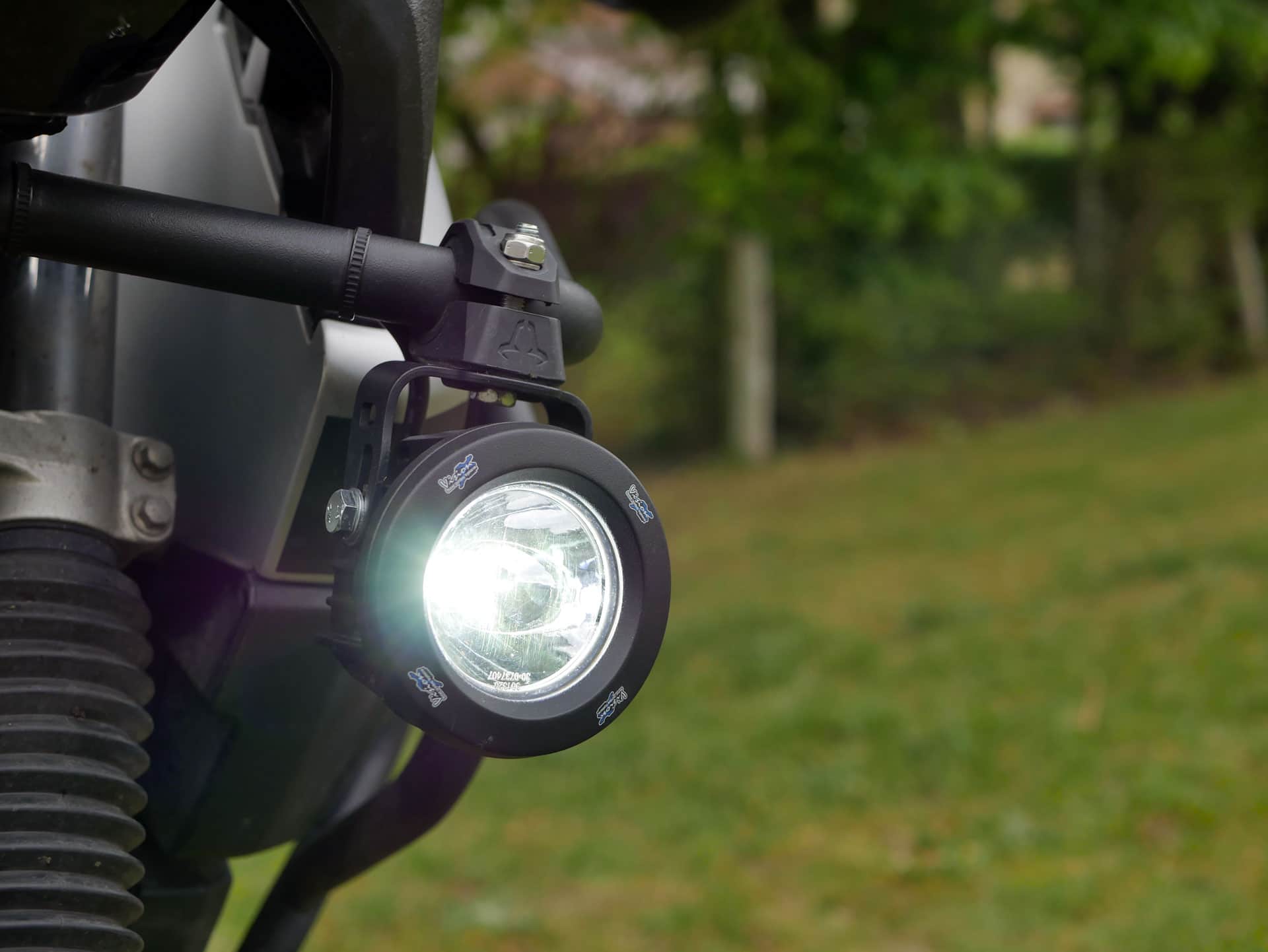 Test des longues portées LED Vision X Optimus Round – Motard Adventure