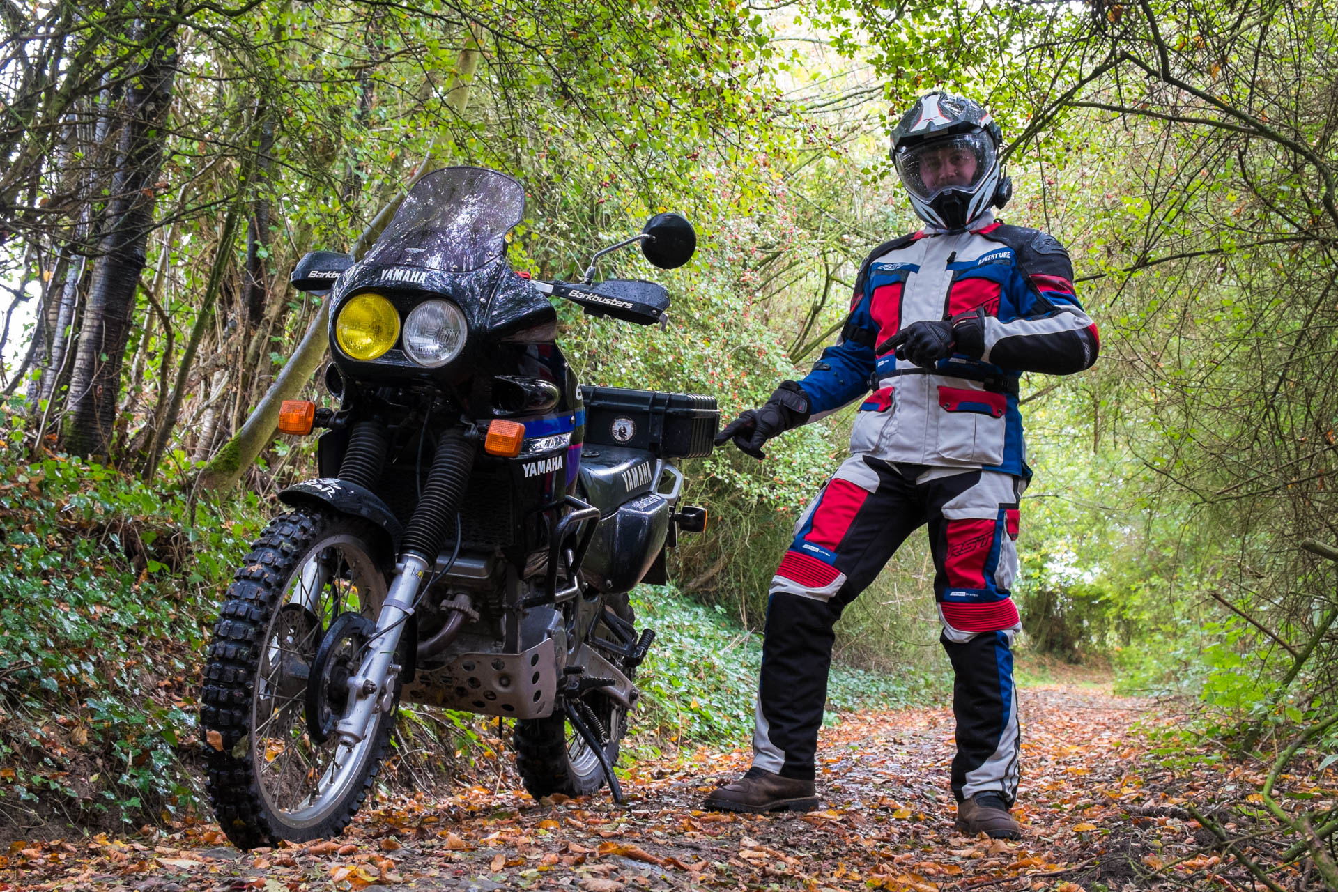 Équipement et accessoires moto style trail adventure